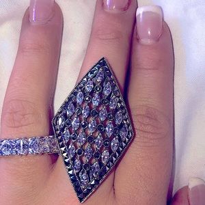 Gorgeous statement cocktail ring- diamond shape